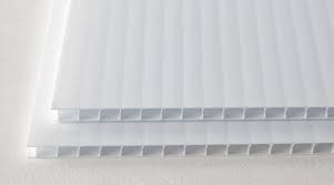 White Plastic Corflute 80 x 120cm